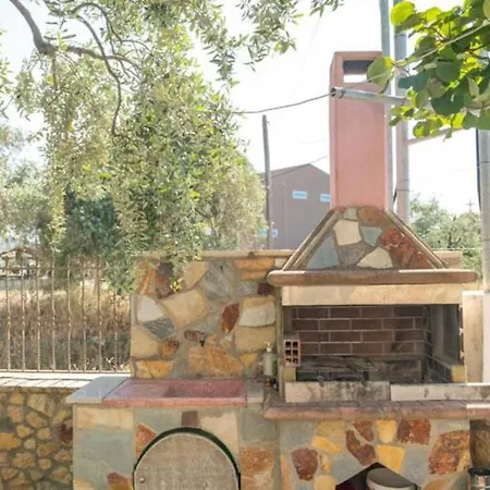 아파트 Glyfoneri