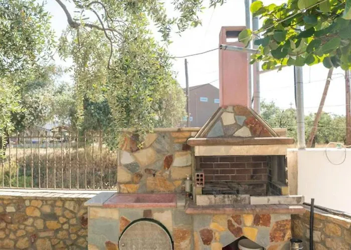 아파트 Glyfoneri